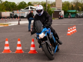 Szkolenie Śmiercioodporni dla początkujących i zaawansowanych motocyklistów